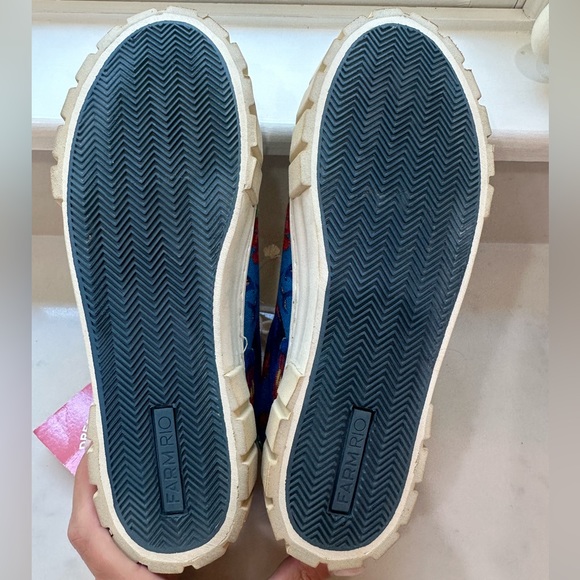 FARM RIO Macaw Tropical Sneakers Shoes - Picture 8 of 9